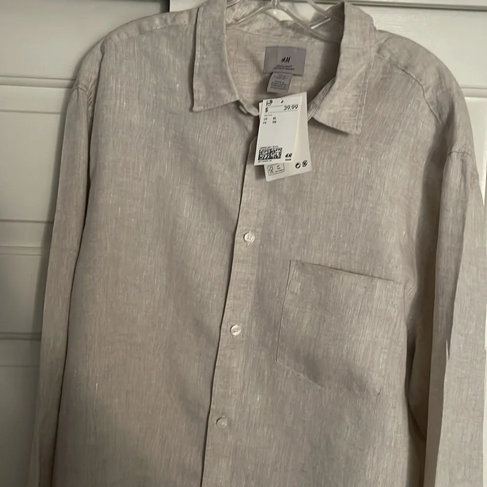 H&M button down - Picture 2 of 2